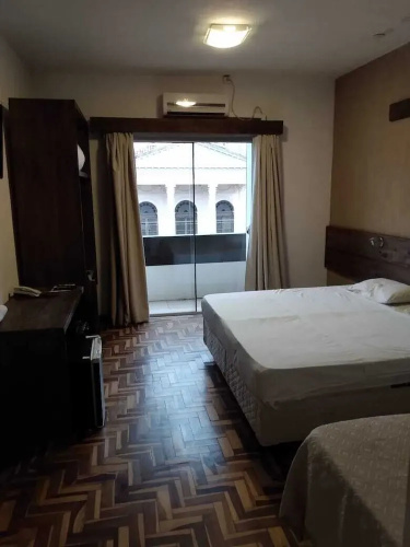 Hotel Mór