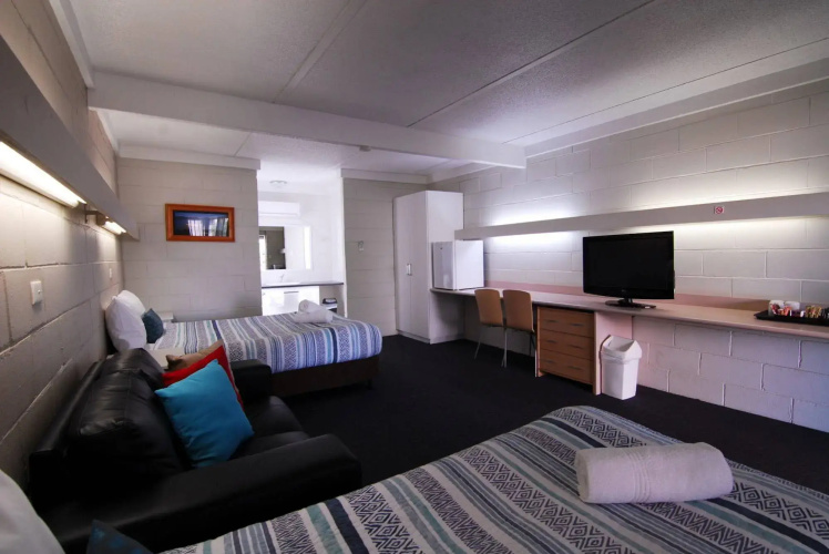 Mayfair Motel