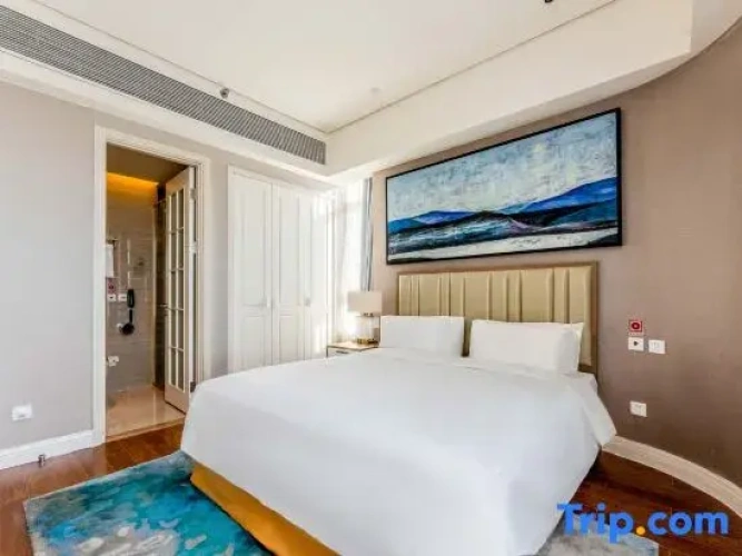 1 Bedroom Deluxe Suite