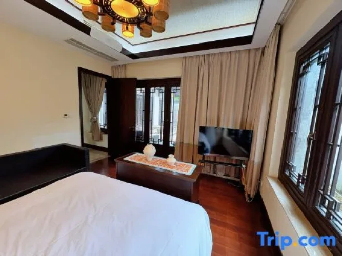 2 Bedrooms Suite
