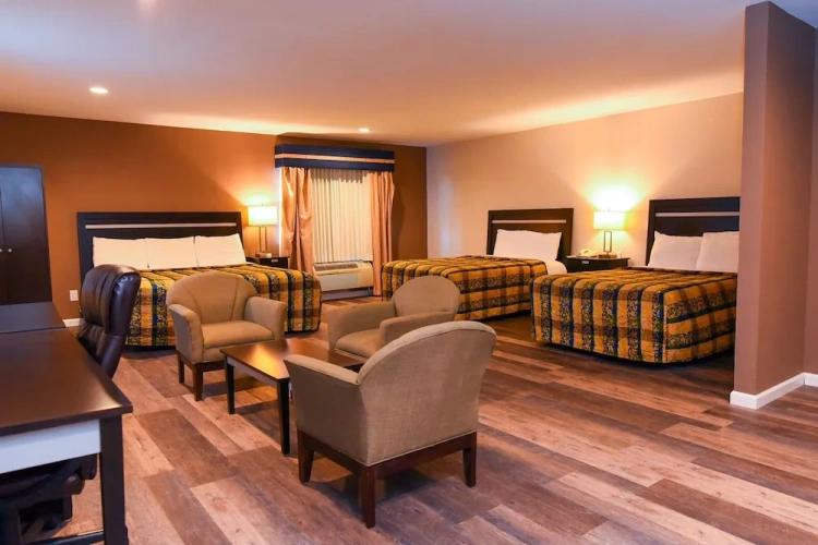 Quadruple Suite