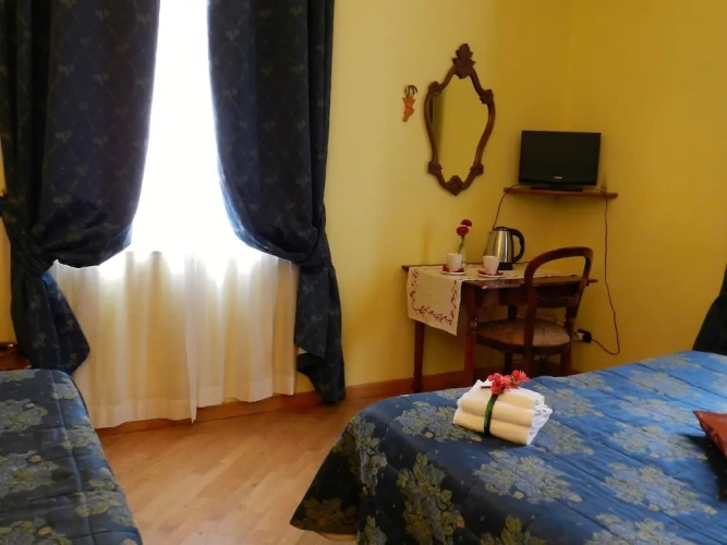 Triple room