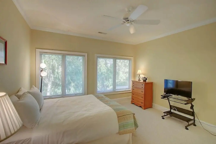 5803 Back Bay Drive
