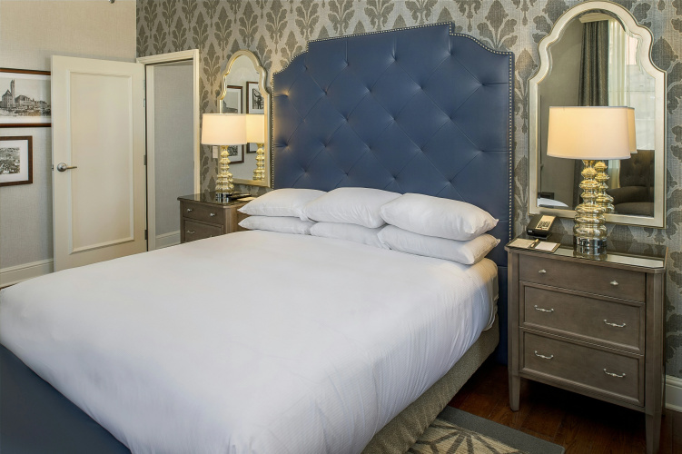 St. Louis Union Station Hotel, Curio Collection by Hilton photo 8