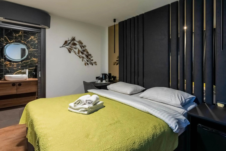 City Premium Rooms - AE1573