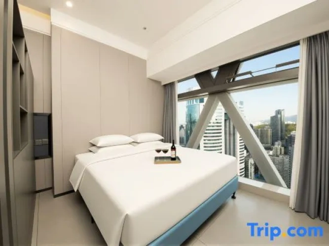 1 Bedroom Suite