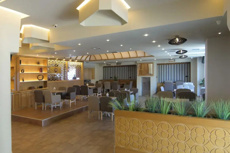 Envy SeaSide Suites