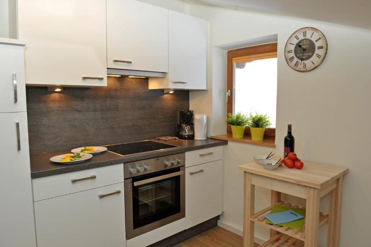 3 Bedrooms Apartment