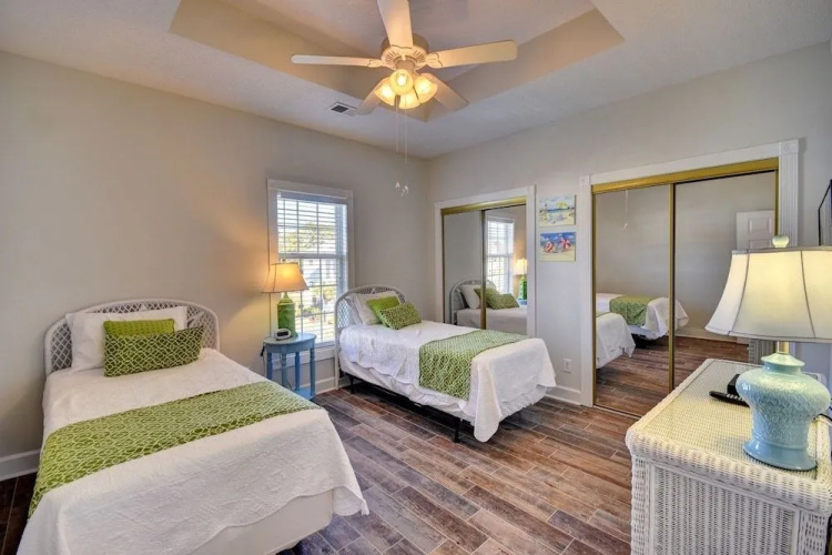 4846 Carnation Cir. Magnolia North 301 by RedAwning