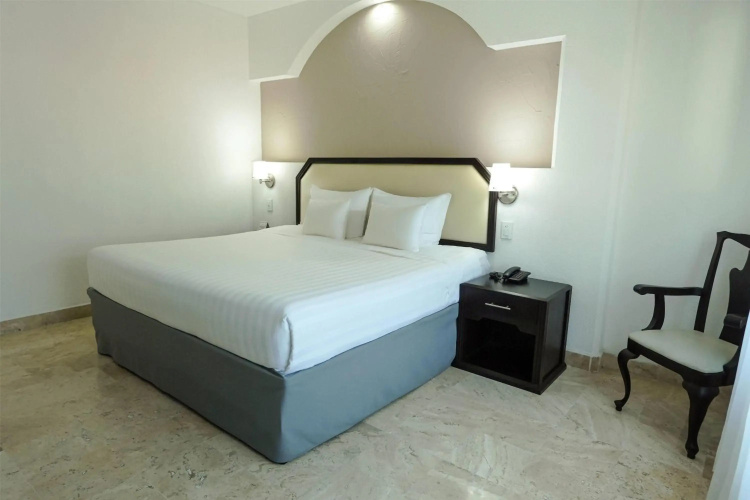 Days Inn by Wyndham Tuxtepec