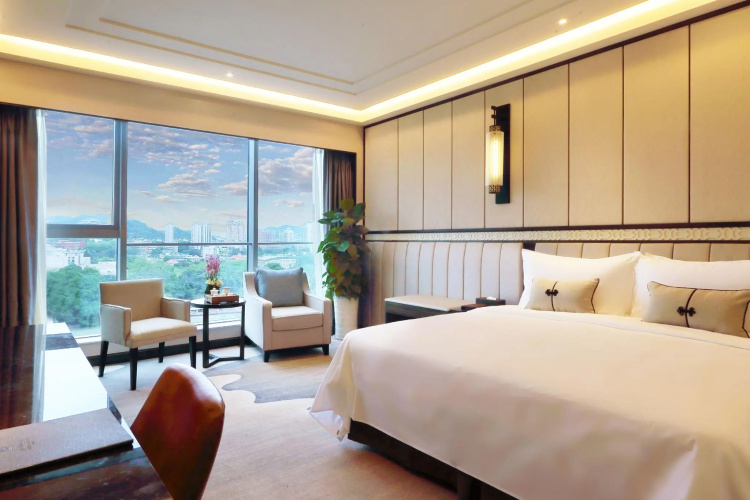 Fuzhou Lakeside Hotel