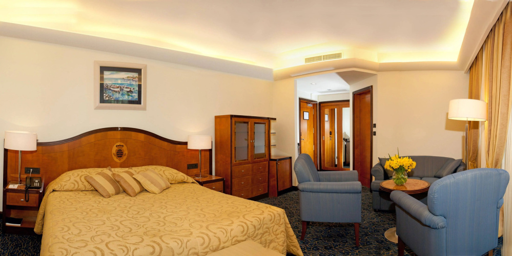 Hotel More