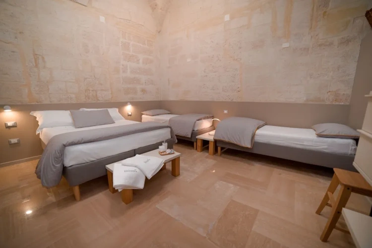 Deluxe Quadruple room