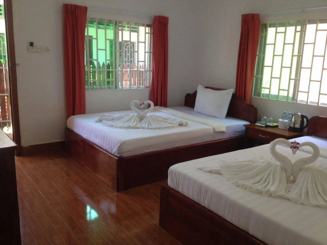 Relax Bungalows