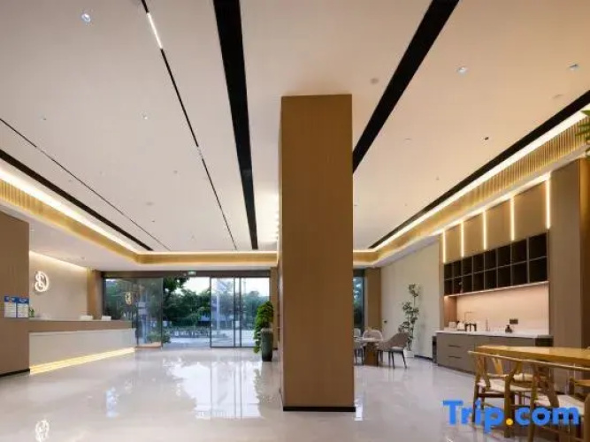 Lston Hotel