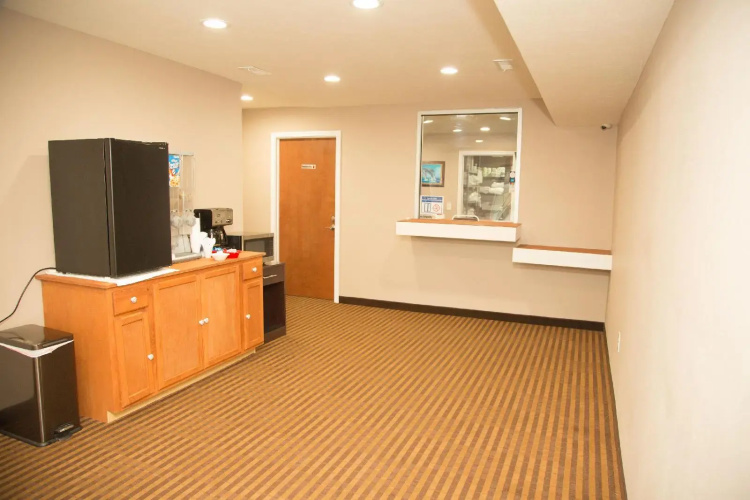 Executive Inn