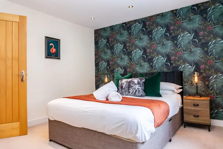 Suite on the High Street