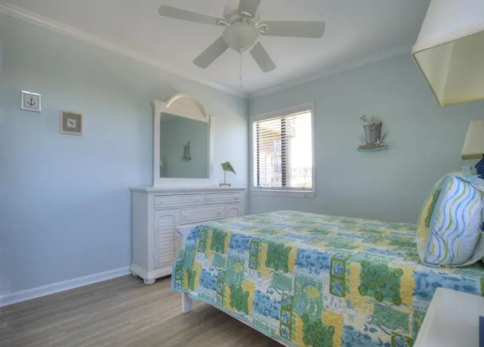 Southwinds J6 2 Bedroom Condo by RedAwning