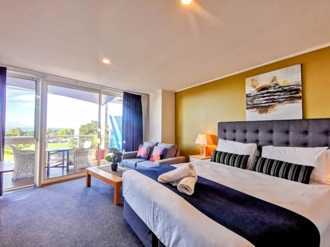 Deluxe Double room with balcony and with ocean view