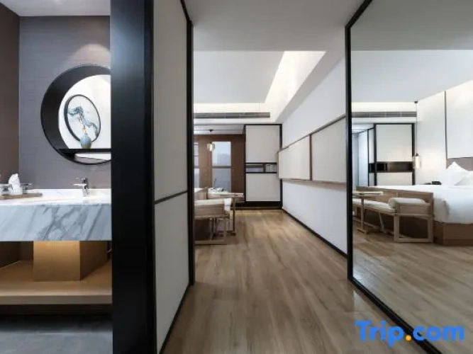 2 Bedrooms Family Suite