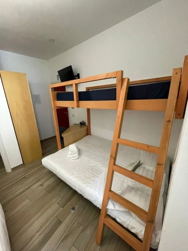 Classic Quadruple room