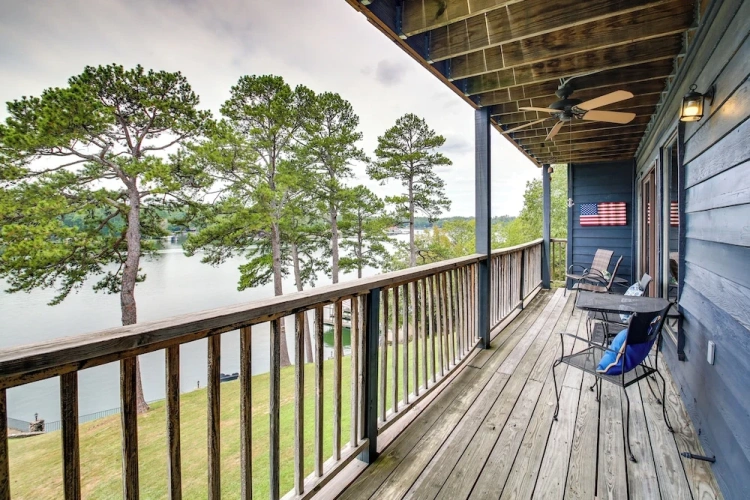 2 Bedrooms Apartment with balcony