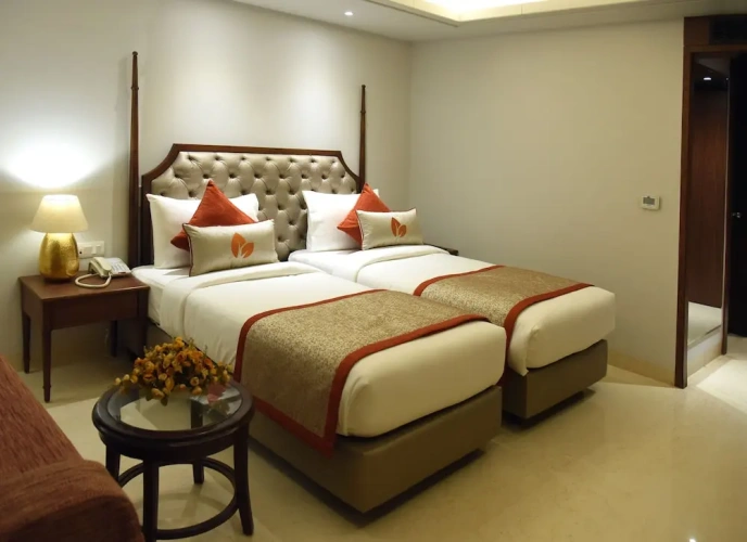 Deluxe Double room with city view