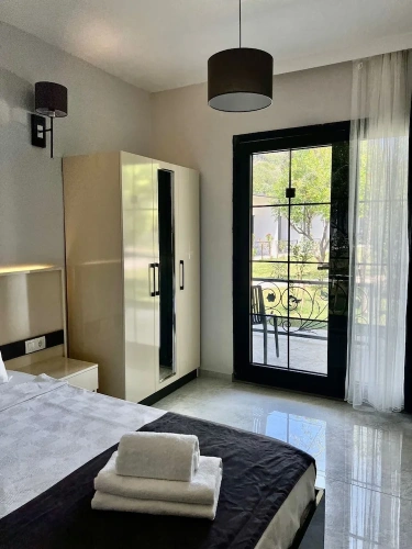 Economy room
