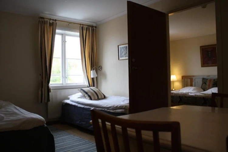 Standard Double room with balcony and with lake view