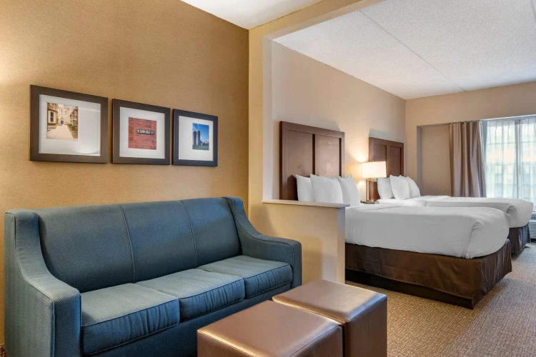 Quadruple Suite