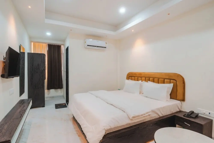 Luxury room