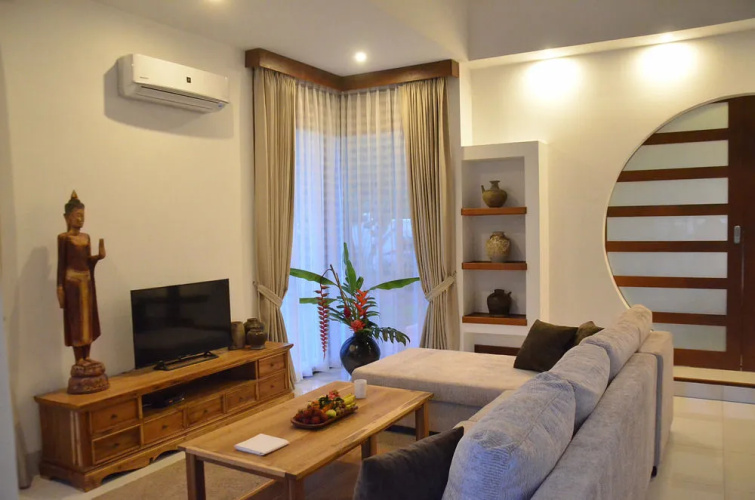 Cominsia Lodge