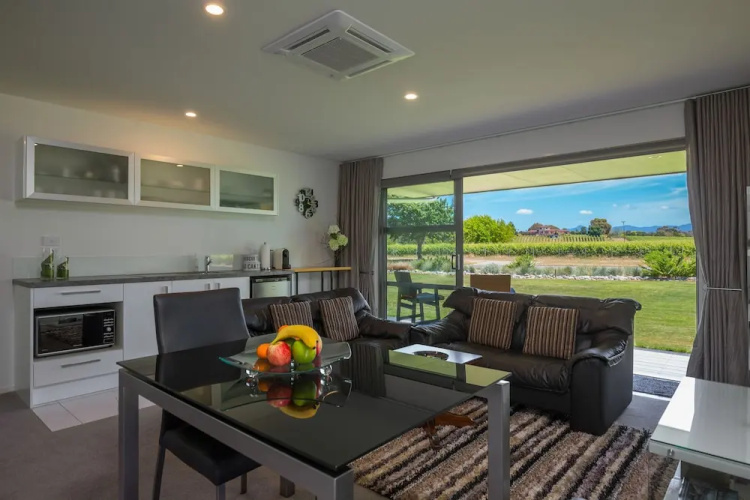 Stonehaven Homestay Bed and Breakfast