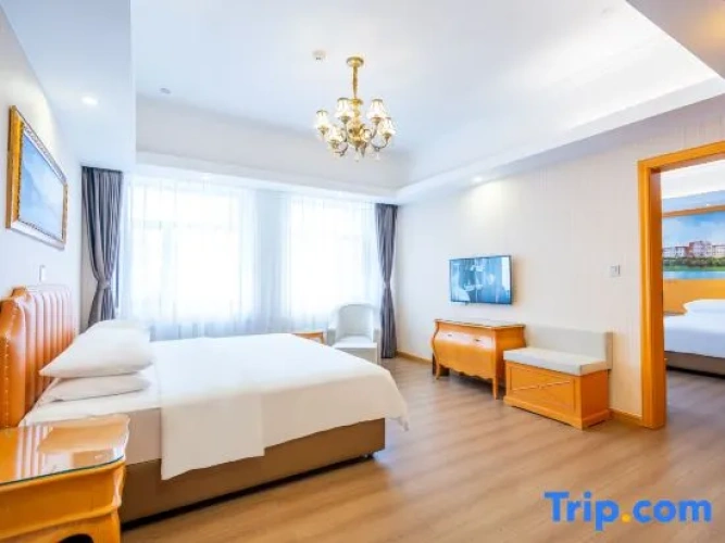 Deluxe Double Suite