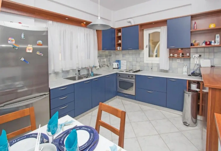 3 Bedrooms Cottage