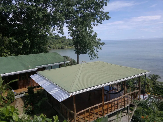 Las Cotingas Lodge