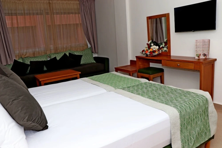 Standard Quadruple room with balcony