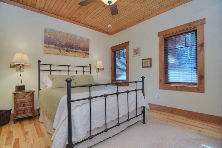 Harmony Hill - 5 Br Cabin