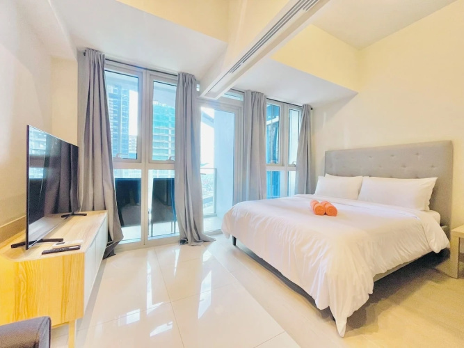 Uptown Parksuites 2