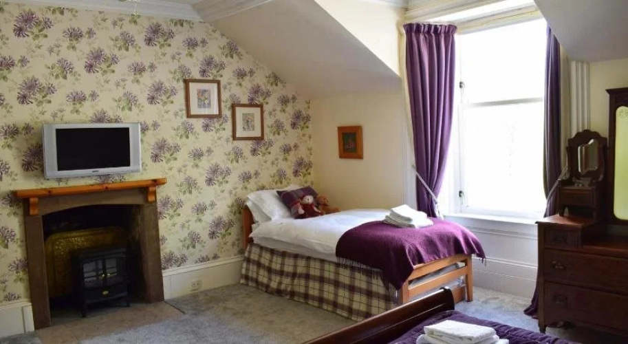 Colintraive Hotel