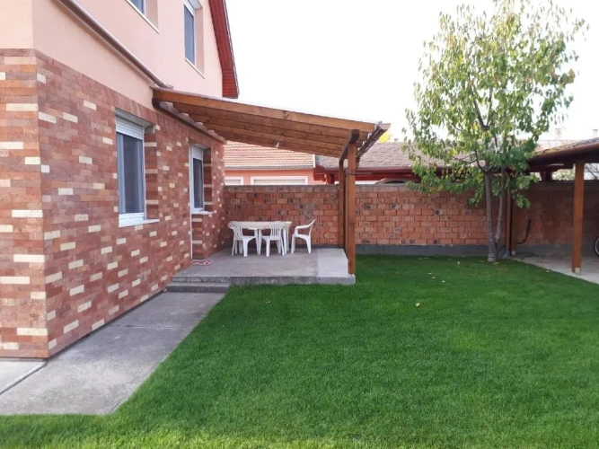 2 Bedrooms Basement Apartment