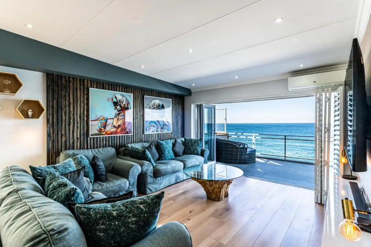 Beach front penthouse apartment