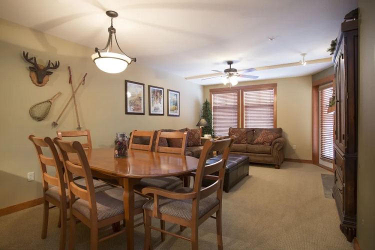 1310 - One Bedroom + Den Standard Eagle Springs West 1 Condo by RedAwning