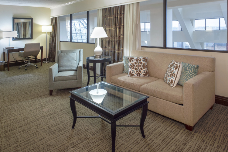 Crowne Plaza St. Louis Airport photo 7