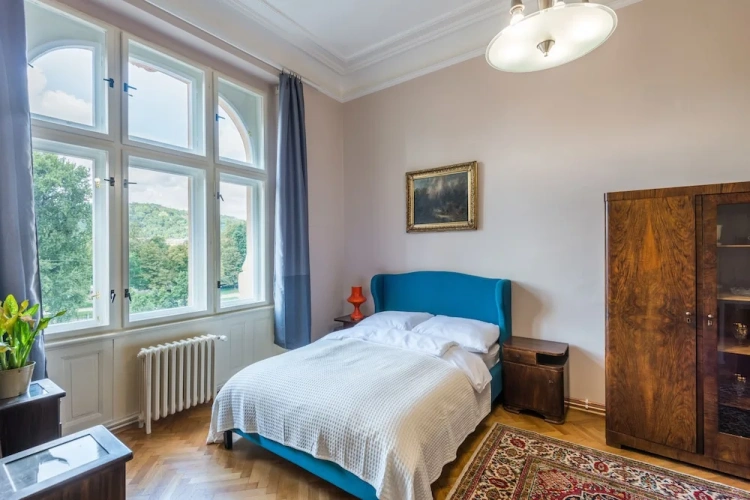 1 Bedroom Apartment with balcony and with river view