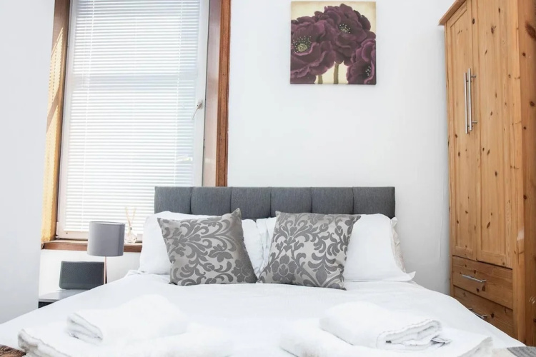 The Summit West End - 1BR Cosy Flat, Central, Wifi