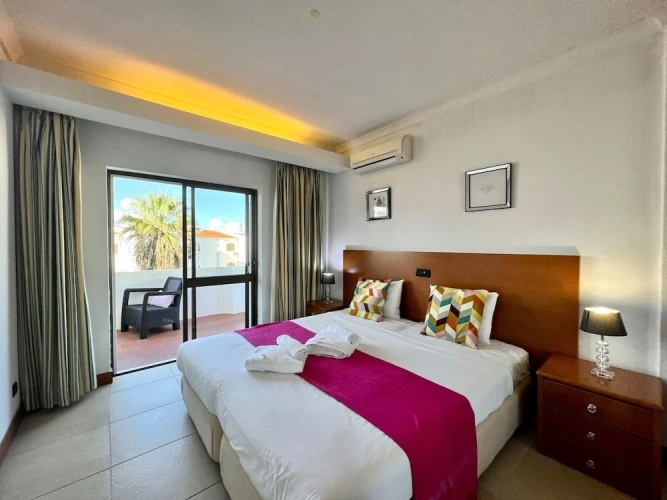 1 Bedroom Apartment with balcony
