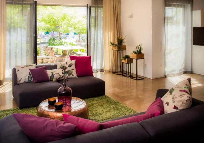 2 Bedrooms Cottage