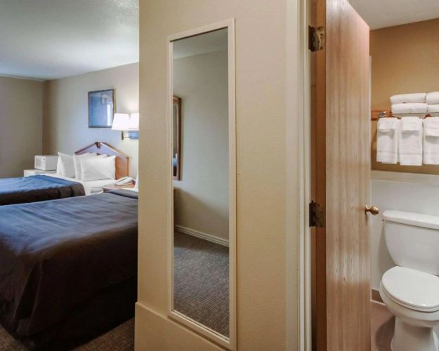 Quality Inn Airport
