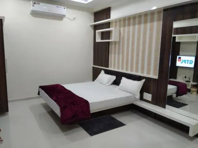Hotel Utsav Wardha